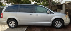 2010 Chrysler Town & Country